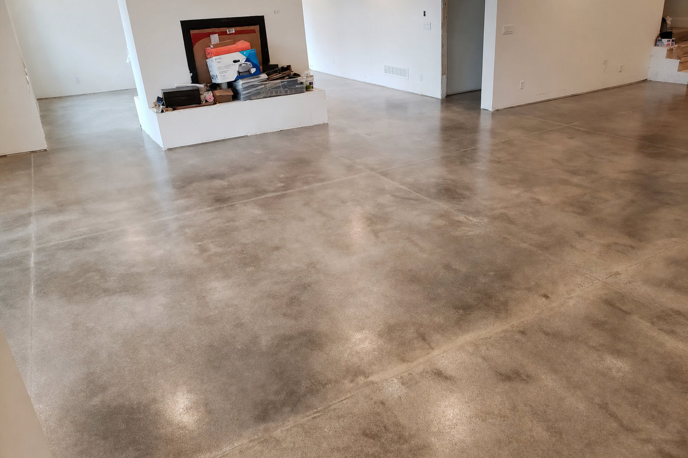 Concrete Flooring Contractor services in Dinuba, CA